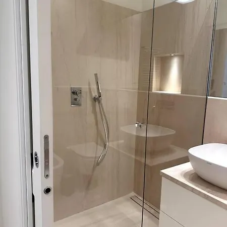 Apartment In The Heart Of Ghirlandina